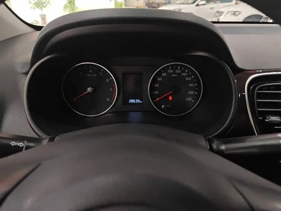 هان تشي 2020 موديل تعديل 1.4 لتر أوتوماتيكي مريح نسخة السقف الشمسي