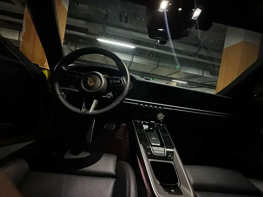 Porsche 911 2020 Carrera 3.0T