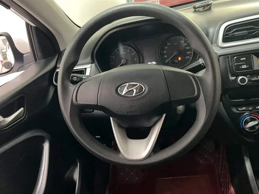 2020 هيونداي رينا 1.4 لتر يدوي GL تحديث