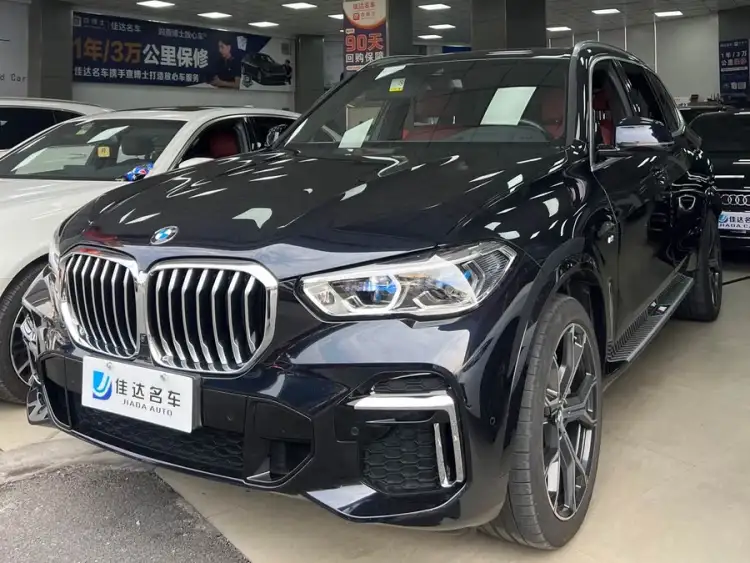 BMW X5 2022 xDrive 40Li M Sport Package