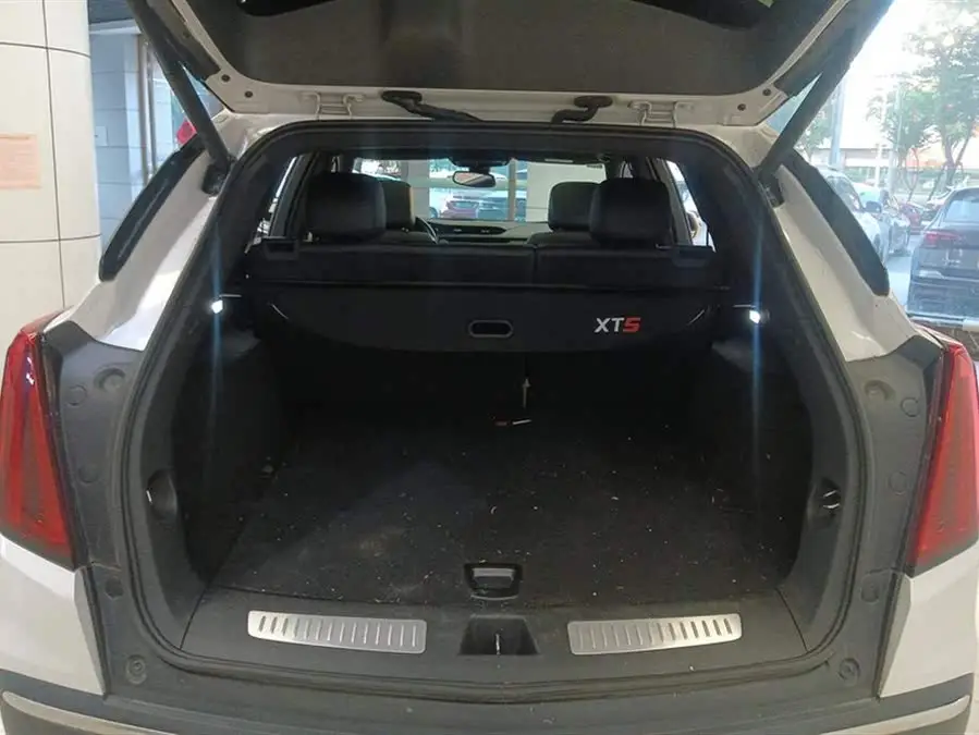 كاديلاك XT5 2020 طراز محدث 28T فاخر