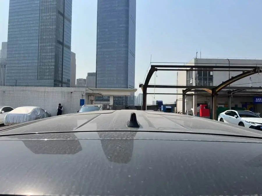 ألفارد 2025 الهجين 2.5L الإصدار الذهبي المميز