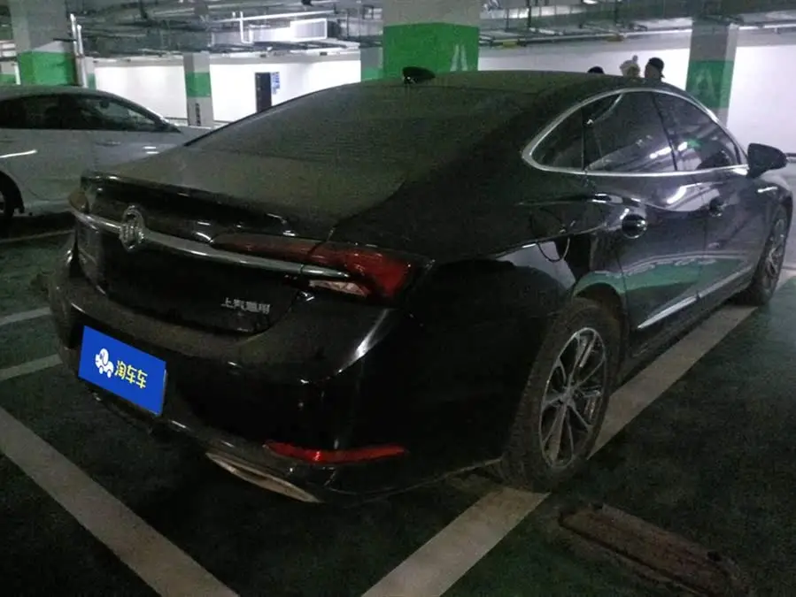 بويك لاكروس 2022 652T فاخرة