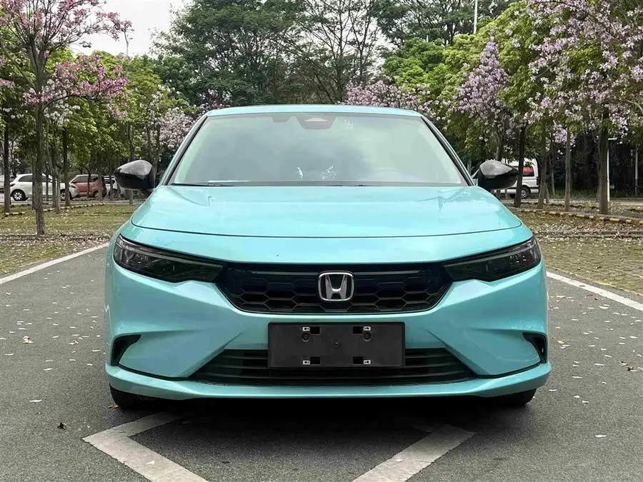 2022 Model 240TURBO CVT Phantom Night Luxury Edition