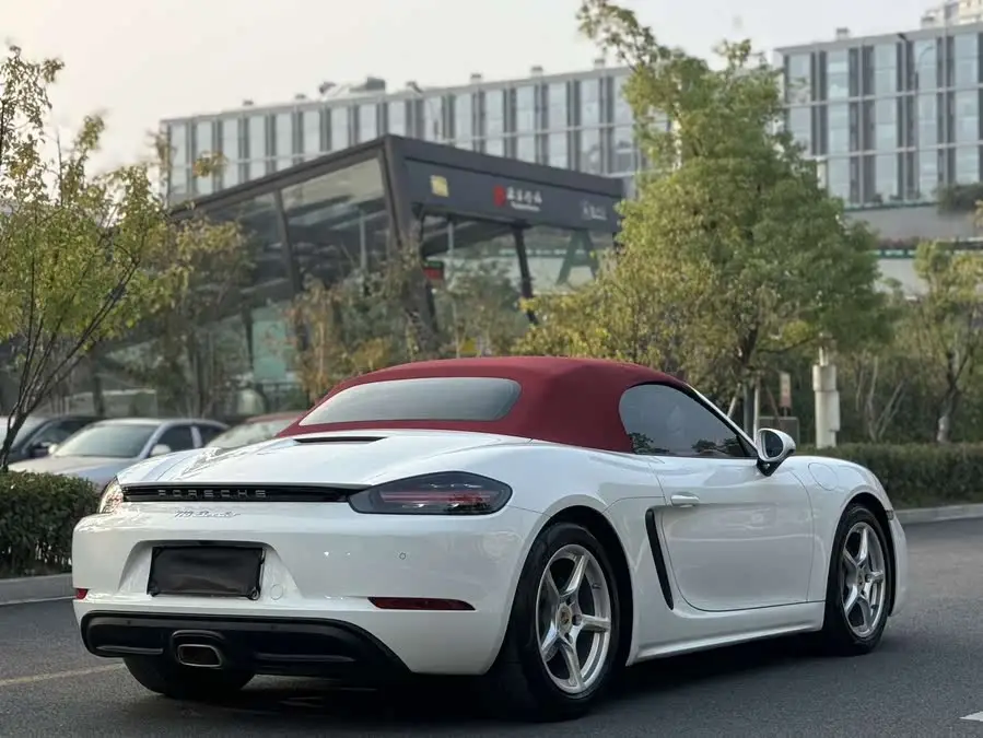Porsche 718 2022 Boxster 2.0T