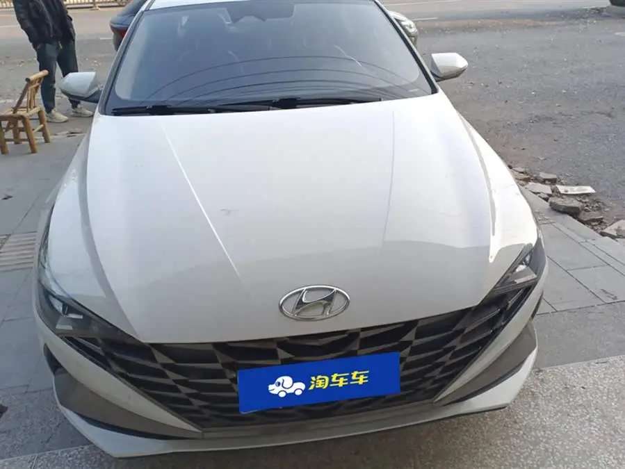 Elantra 2021 1.5L CVT LUX Edition