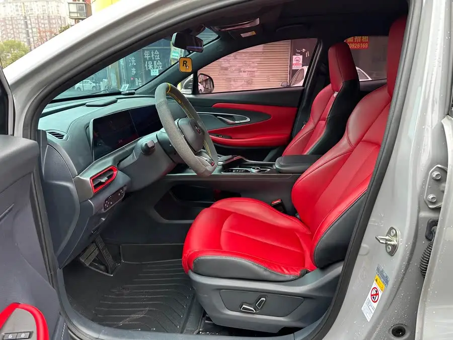 شانجان UNI-T 2020 1.5T الفاخرة