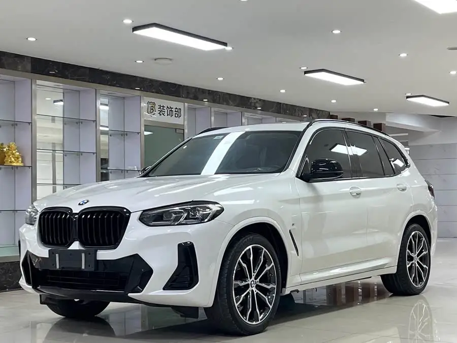 BMW X3 2022 xDrive30i Leading Model M Shadow Package