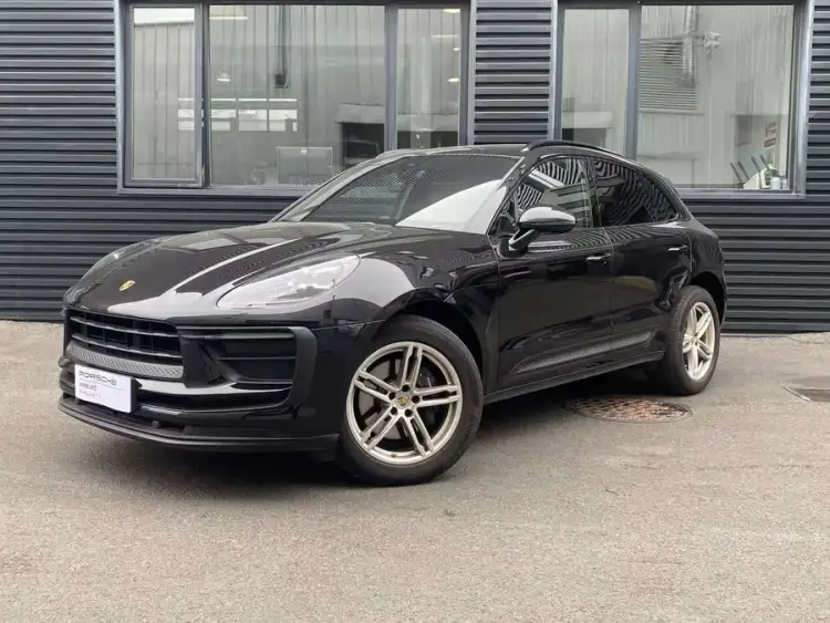 2024 Macan 2.0T