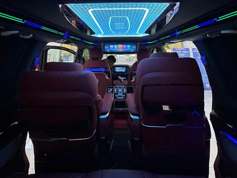 فيتو 2024 نسخة الأعمال 2.0T 7 مقاعد