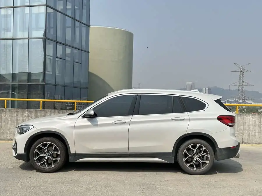 BMW X1 2021 sDrive20Li Luxury