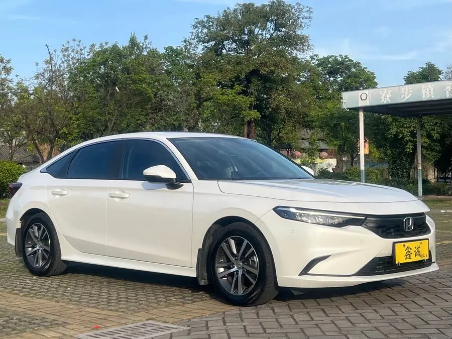 طراز 2022 240TURBO النسخة اليدوية الحصرية