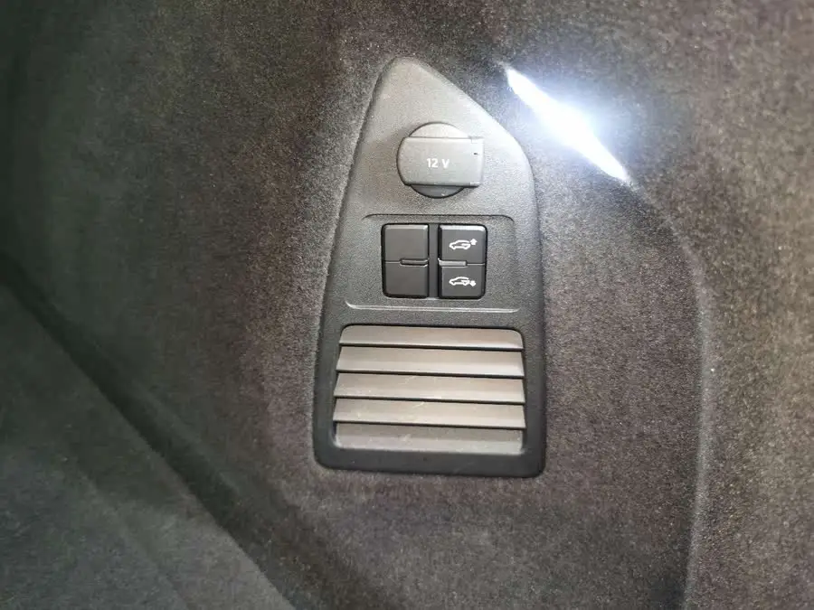 Touareg 2021 2.0 TSI Navigator Special Edition