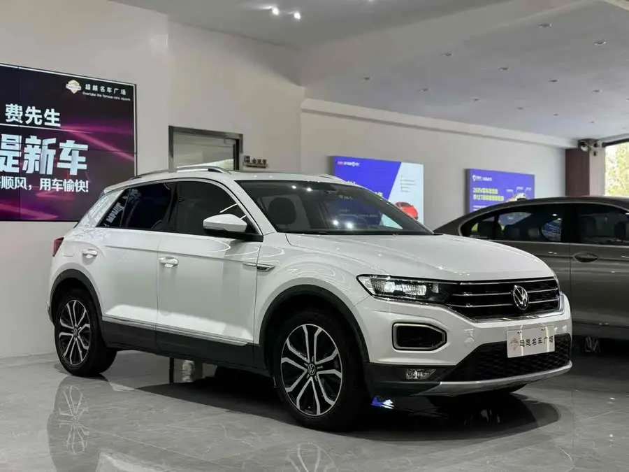 ت-روك 2021 280TSI DSG النسخة الفاخرة ذات الدفع الثنائي والاتصال الذكي