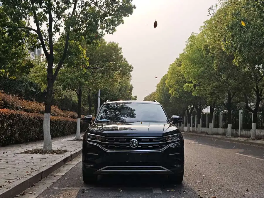 تيرون 2020 330TSI نسخة الفخامة الذكية ذات الدفع الثنائي