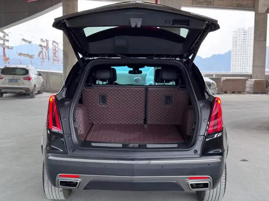Cadillac XT5 2023 2.0T FWD Luxury