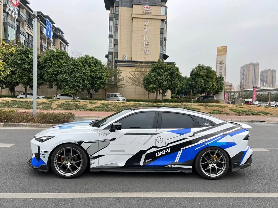 Changan UNI-V 2024 1.5T Premium Sport Edition