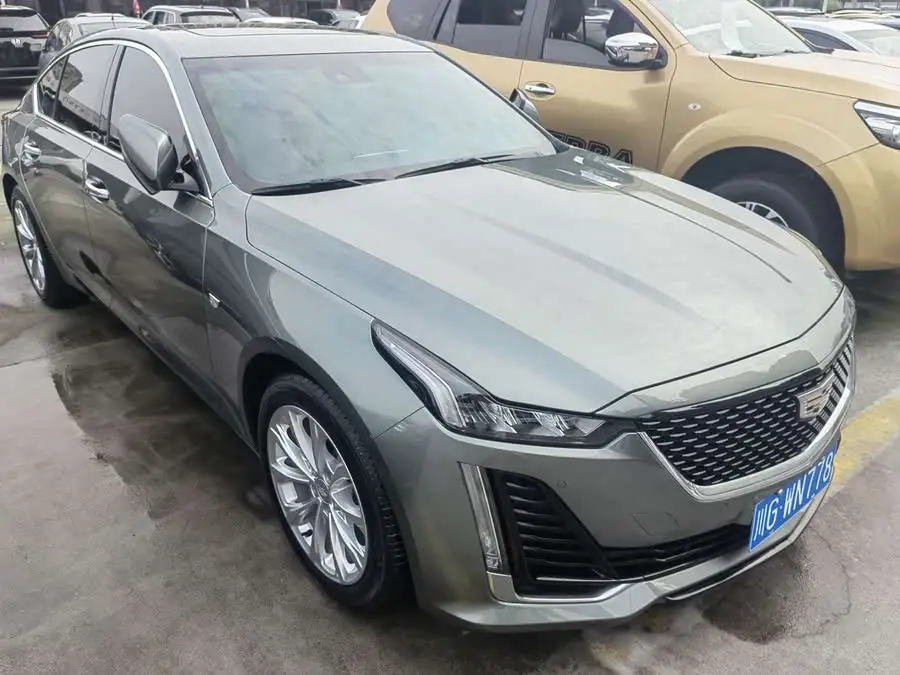 كاديلاك CT5 2023 28T الفاخرة (الإصدار القياسي)