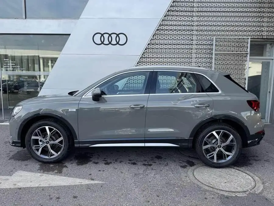 Audi Q3 2024 35 TFSI Style