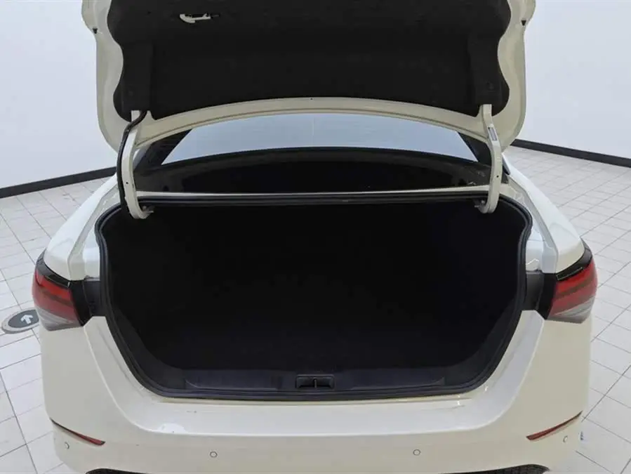 2022 نيسان سيلفي 1.6 لتر XL CVT نسخة الاستمتاع