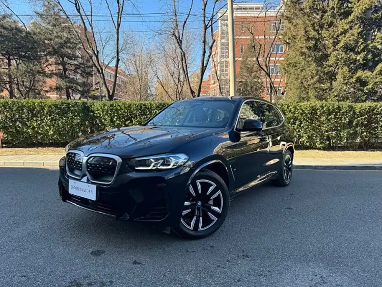 BMW iX3 2022 Facelift Leading Model