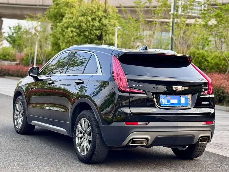 Cadillac XT4 2020 Facelift 28T Two-Wheel Drive Luxury