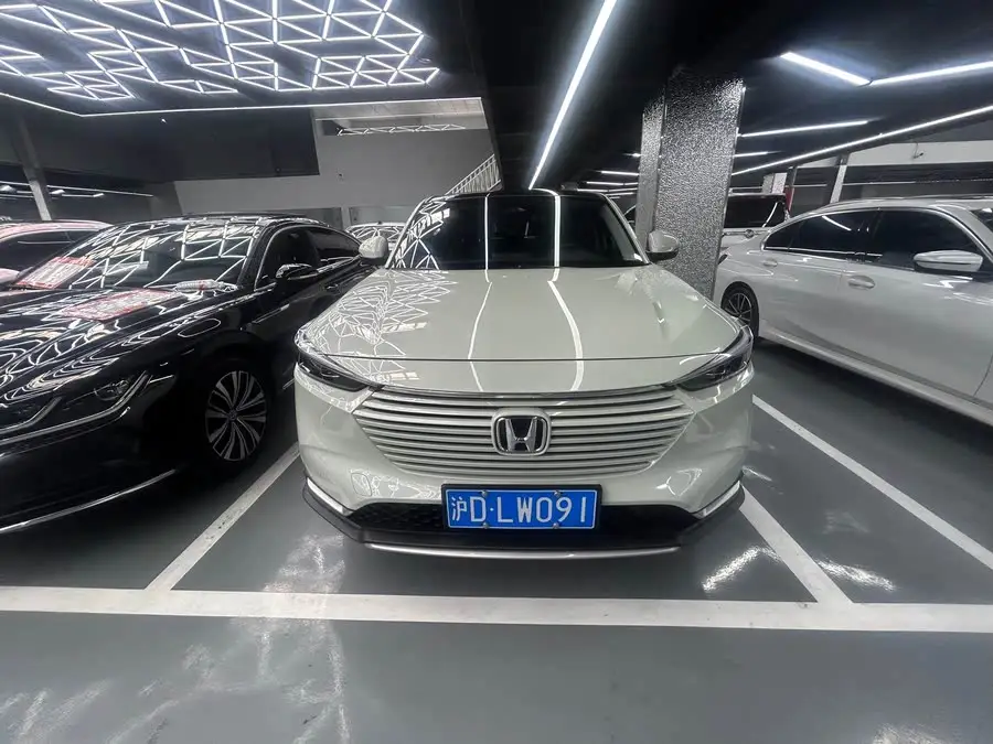 Breeze 2023 1.5L CVT Luxury Edition