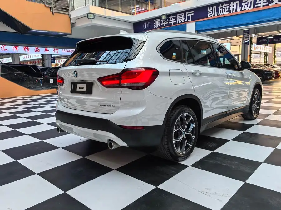 BMW X1 2021 sDrive25Li Leading Edition