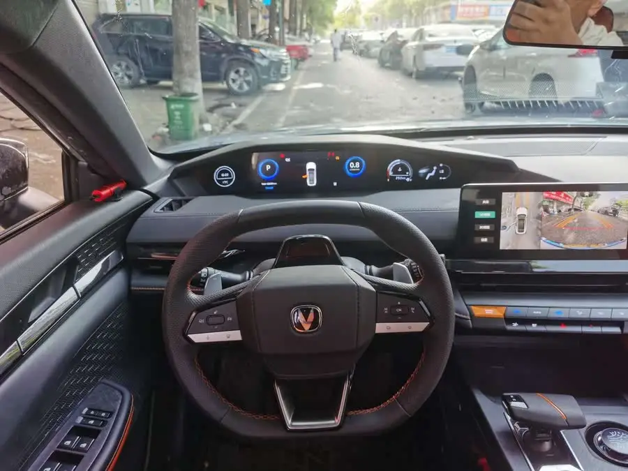 Changan UNI-V 2022 1.5T Premium