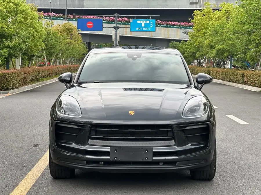 2023 Macan Macan 2.0T
