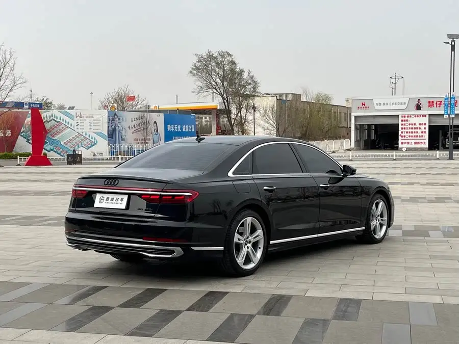 Audi A8 2023 A8L 50 TFSI quattro Premium