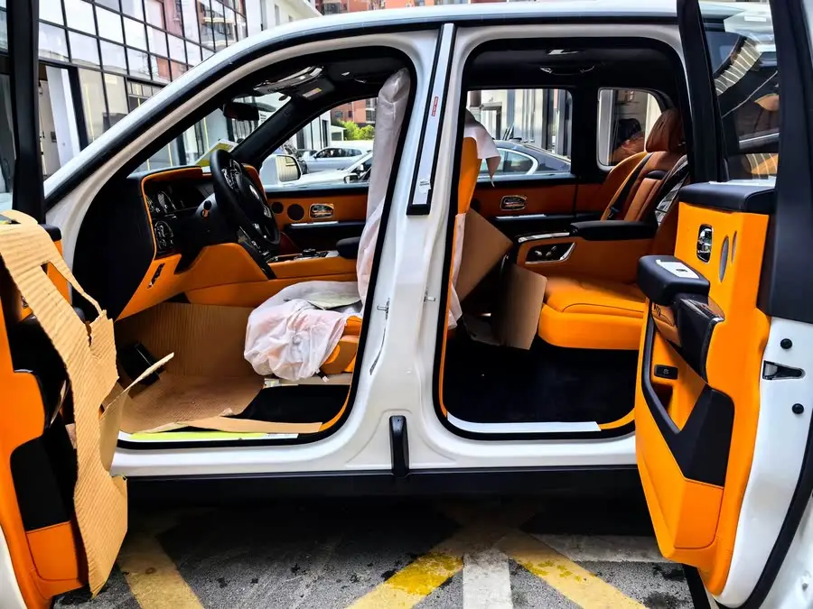 Cullinan 2024 Black Badge