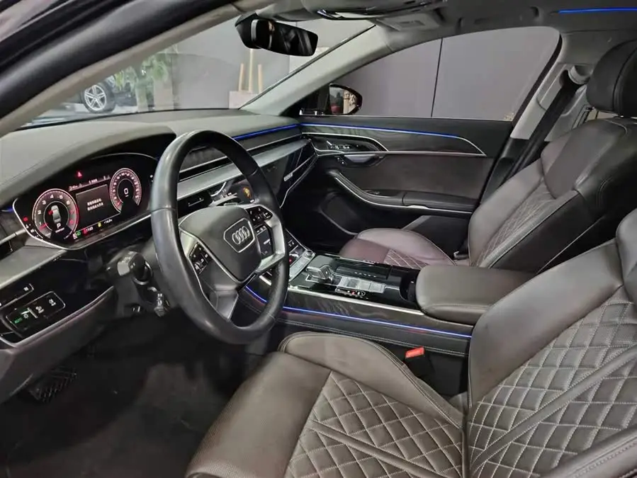 Audi A8 2023 A8L 50 TFSI quattro Selection