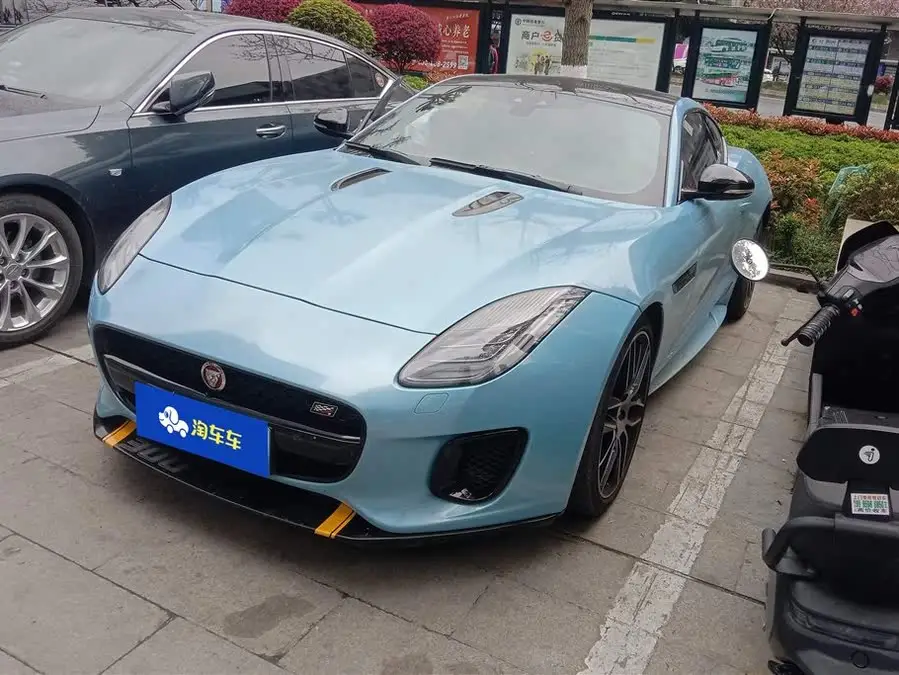 Jaguar F-TYPE 2019 2.0T Coupe