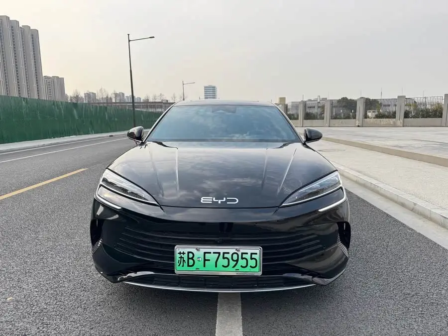 سيلاين 2024 إصدار المجد DM-i 1.5L 121كم النموذج المتميز