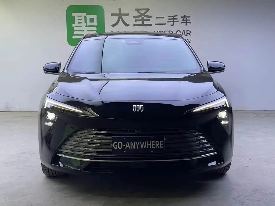 بويك لاكروس 2023 28T النسخة المتميزة