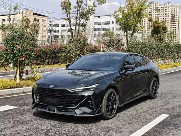 Changan UNI-V 2023 1.5T Premium