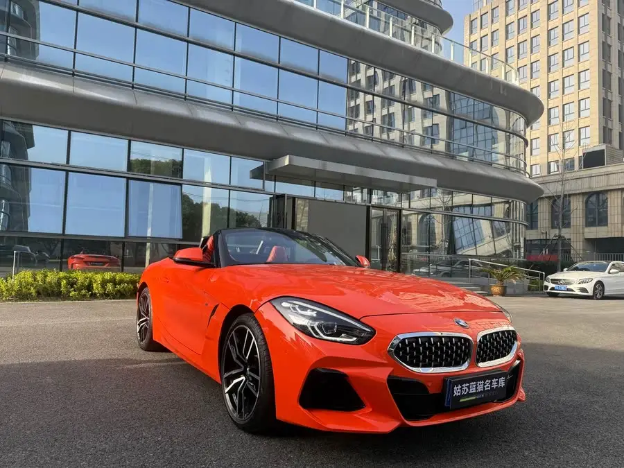 بي إم دبليو Z4 2020 sDrive 25i إصدار الشمس