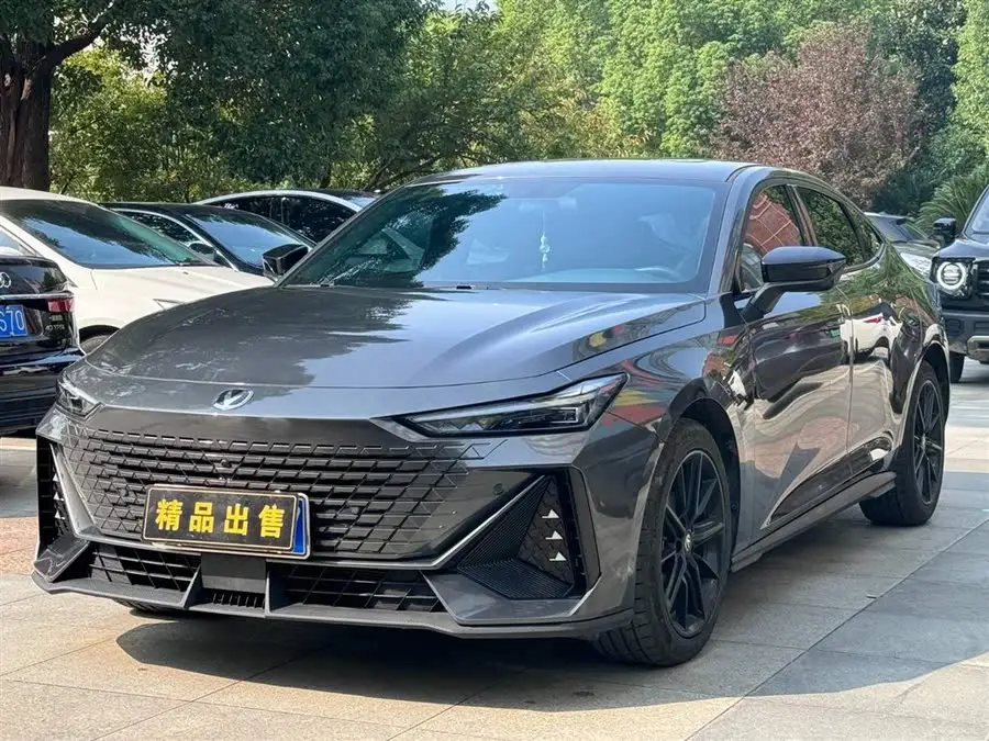 Changan UNI-V 2023 1.5T Premium