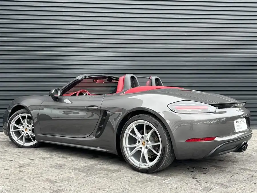 Porsche 718 2022 Model Boxster 2.0T