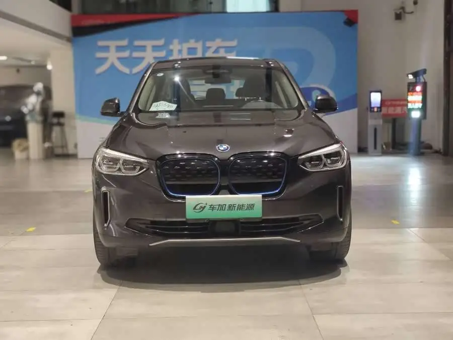 بي إم دبليو آي إكس 3 2021 إصدار متقدم