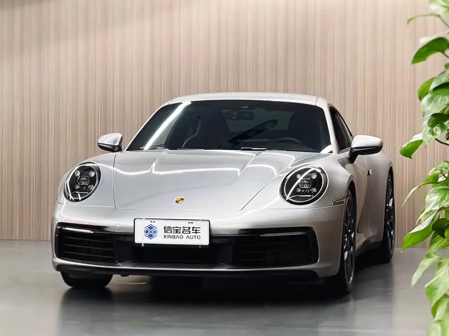 بورش 911 2023 كاريرا 3.0T