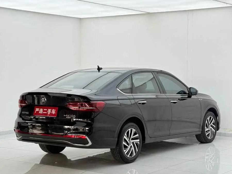 LAVIDA 2023 280TSI DSG Full Version