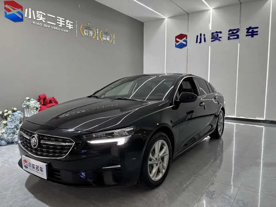 بيوك ريجال 2022 552T الإصدارة الذكية