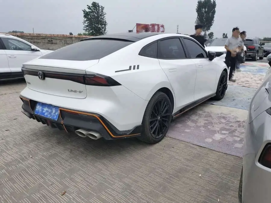 Changan UNI-V 2023 1.5T Sport Edition