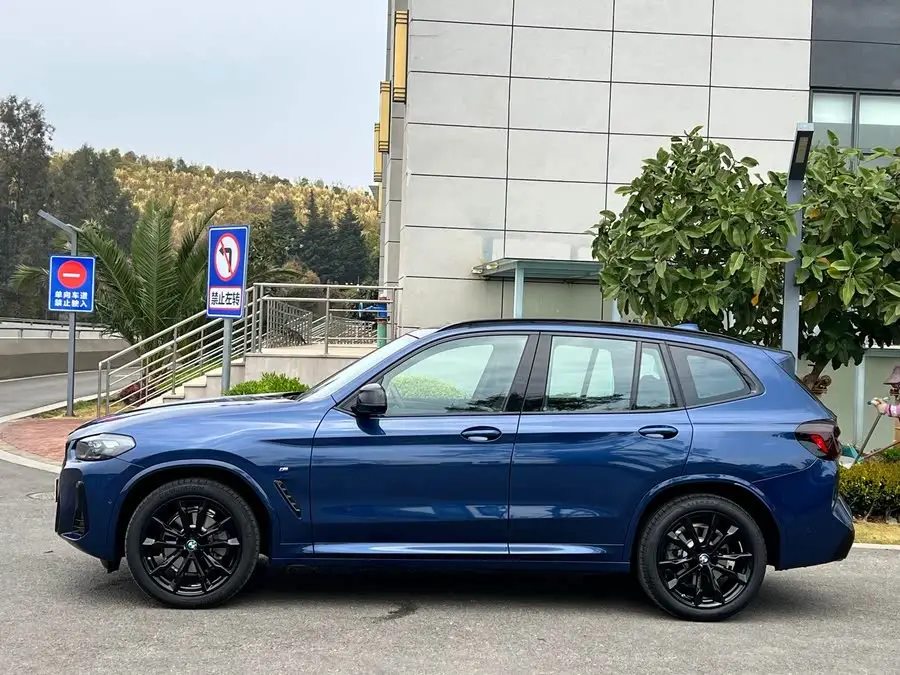 BMW X3 2023 Facelift xDrive30i Exclusive M Shadow Package
