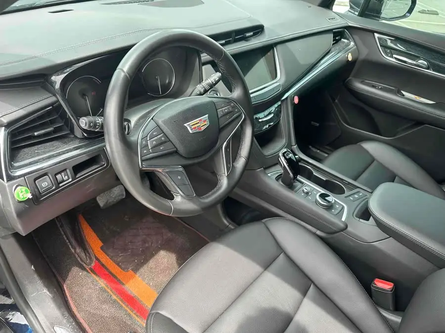 Cadillac XT5 2021 2.0T AWD Luxury