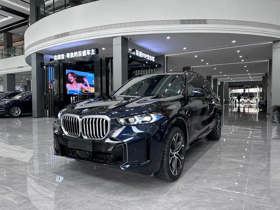BMW X5 2023 xDrive 30Li Luxury M Sport Package