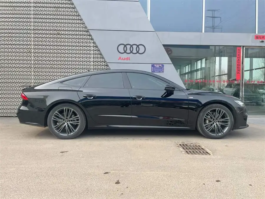 Audi A7 2023 45 TFSI Premium