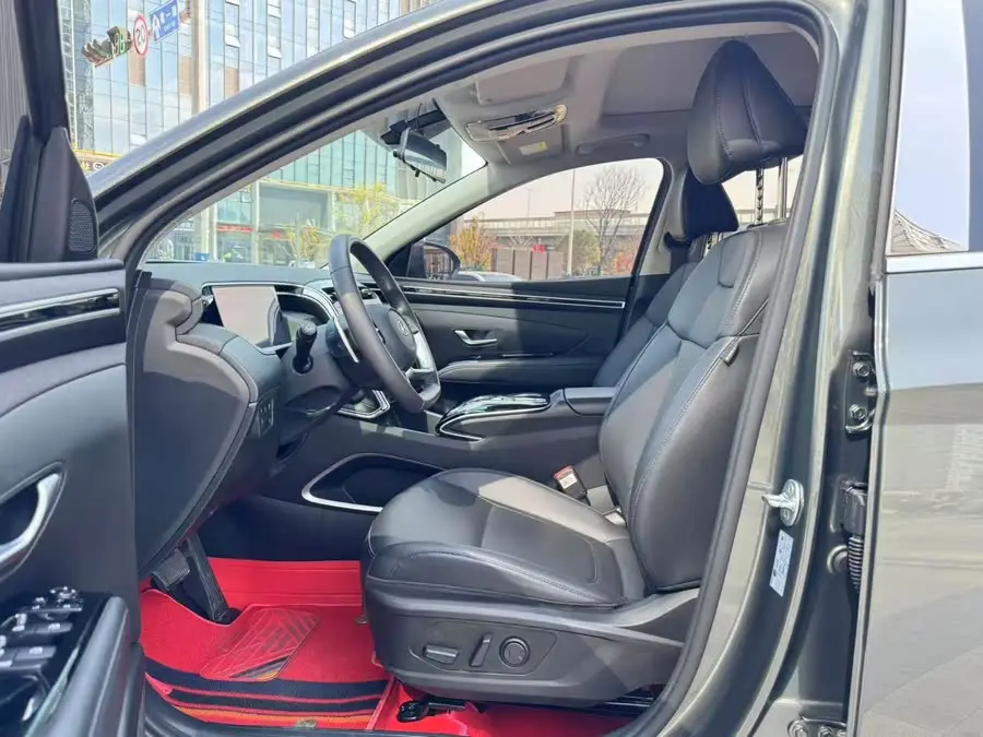 2023 توكسون L 1.5T أوتوماتيكي دفع ثنائي LUX إصدار متميز